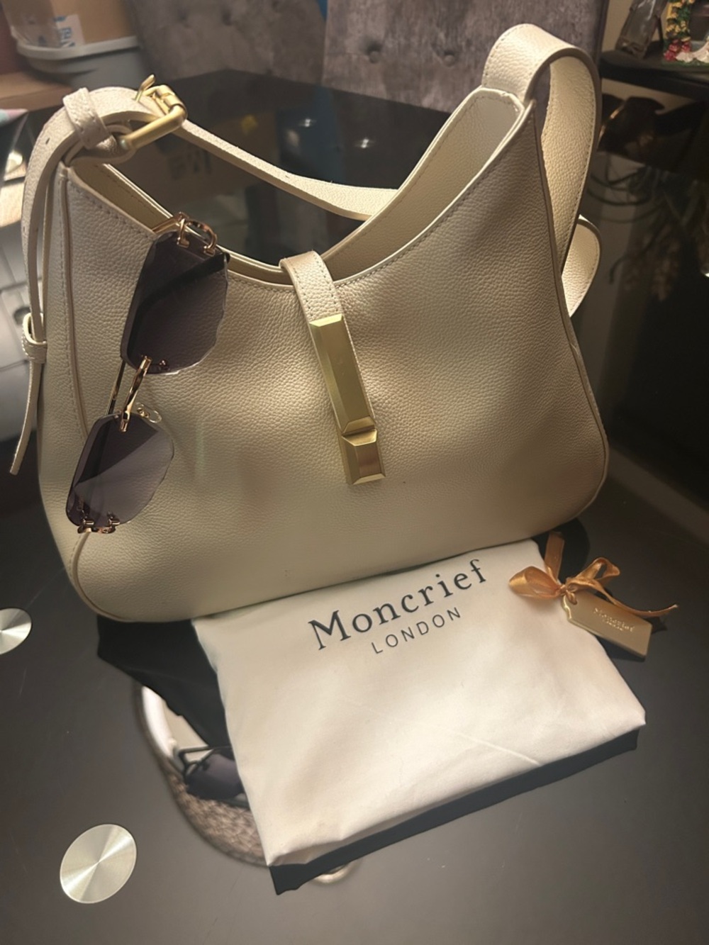 Moncrief London Cream Pebbled Leather Shoulder Bag Gold Hardware Dust Bag NWT